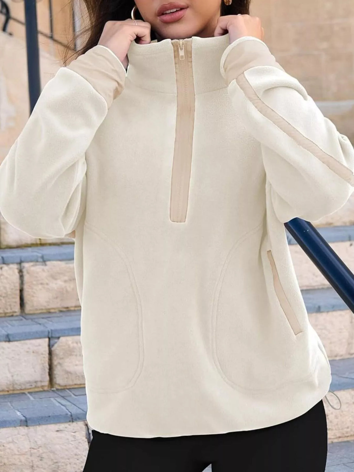 Sweatshirt med sänkt axel och halv dragkedja – bild 19