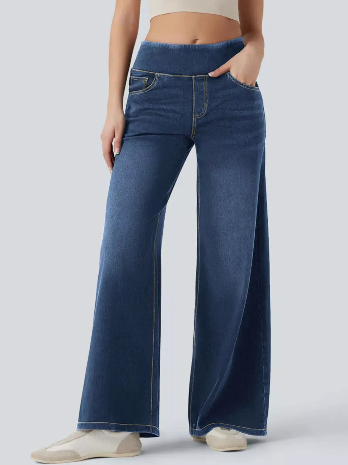 Jeans med pull on-modell och hög midja – bild 13