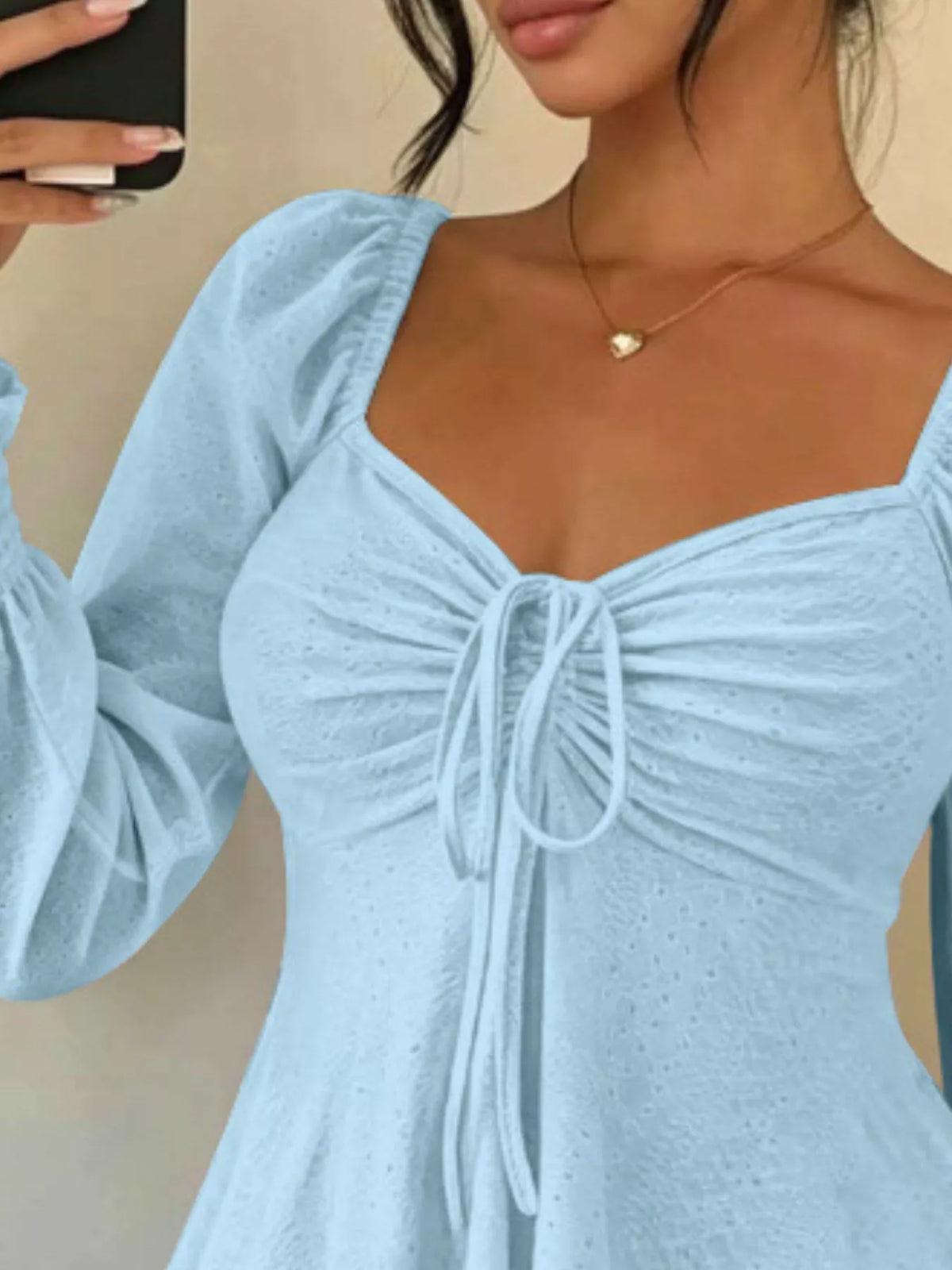 Rynkad topp med peplum – bild 17