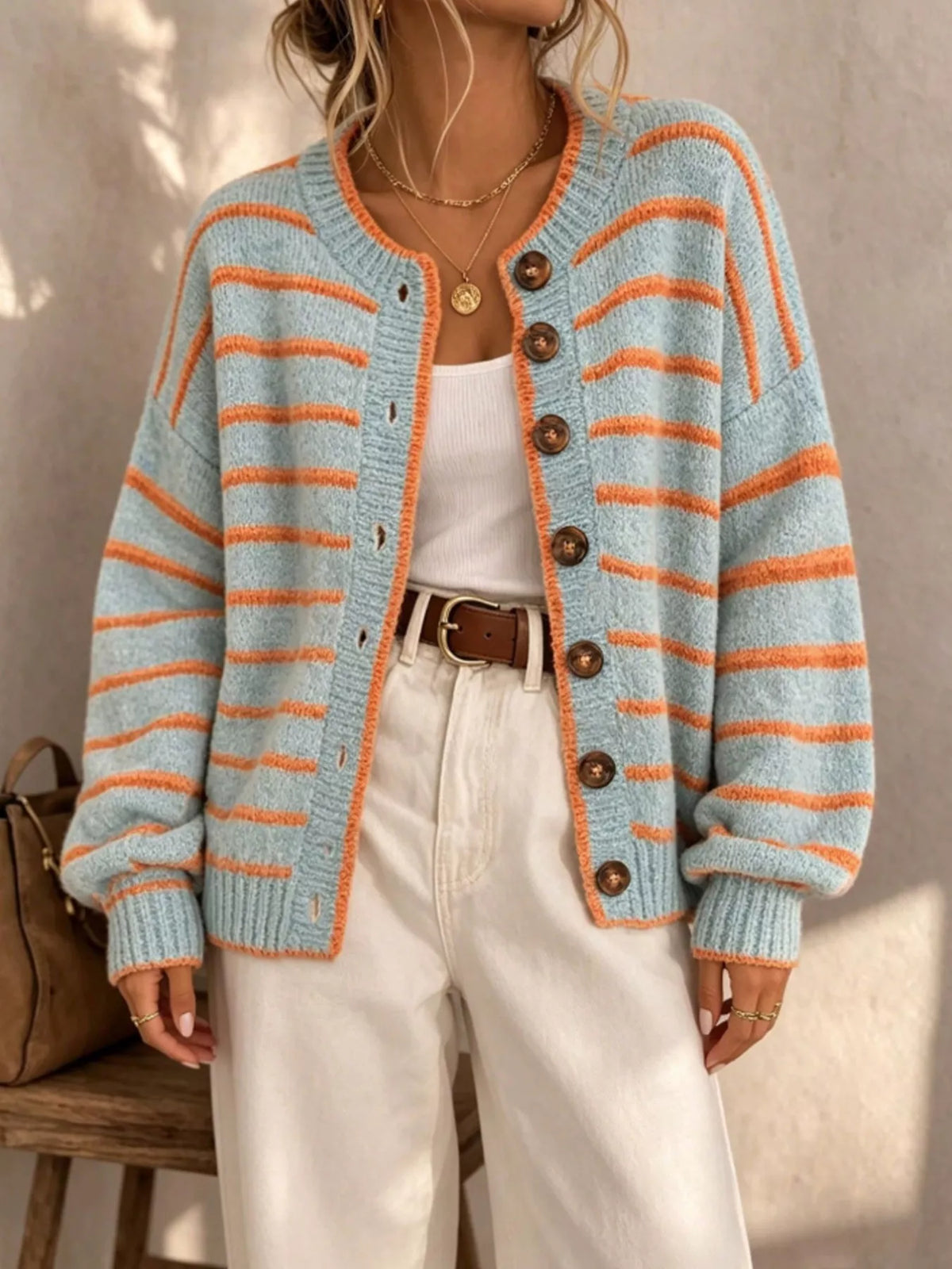 Randig stickad cardigan med knappstängning i polyester – bild 2