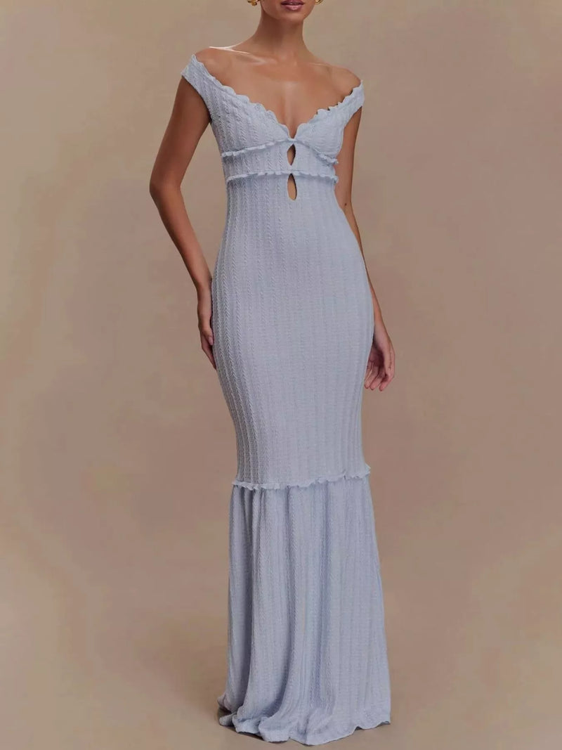 Offshoulder maxiklänning med sjöjungfrusilhuett