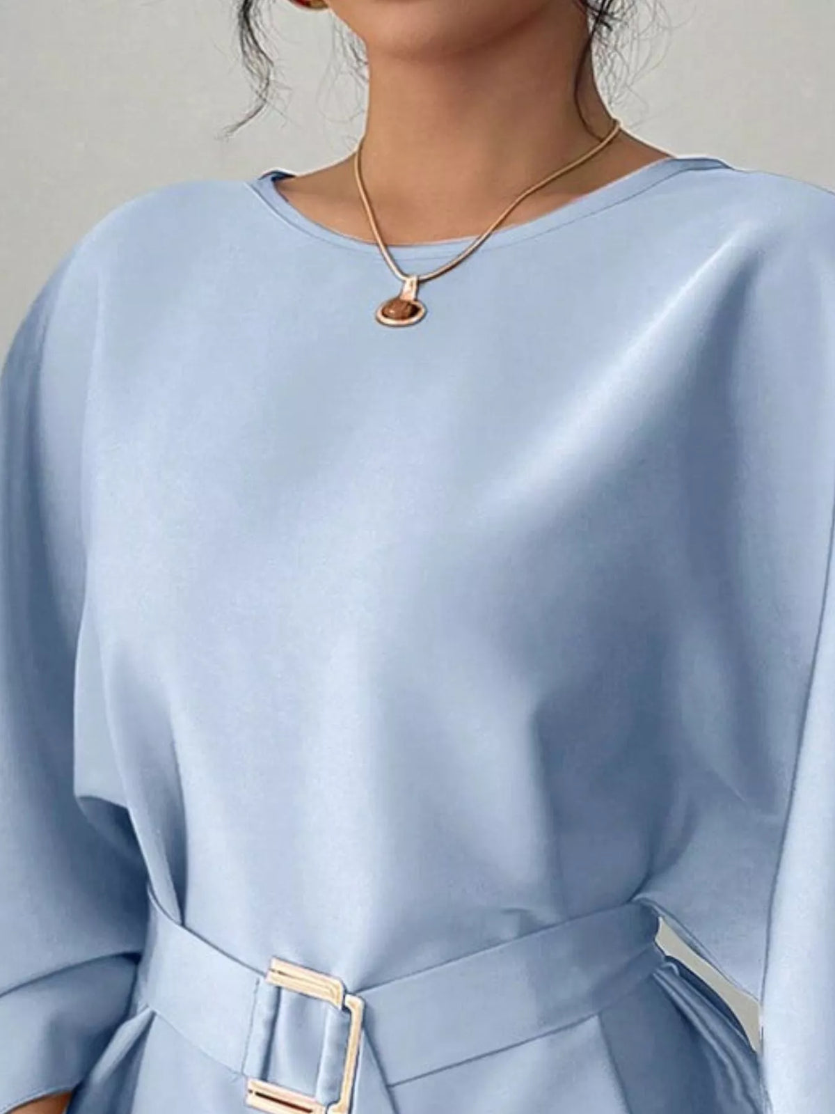 Blus med rund halsringning och fladdermusärm – bild 26
