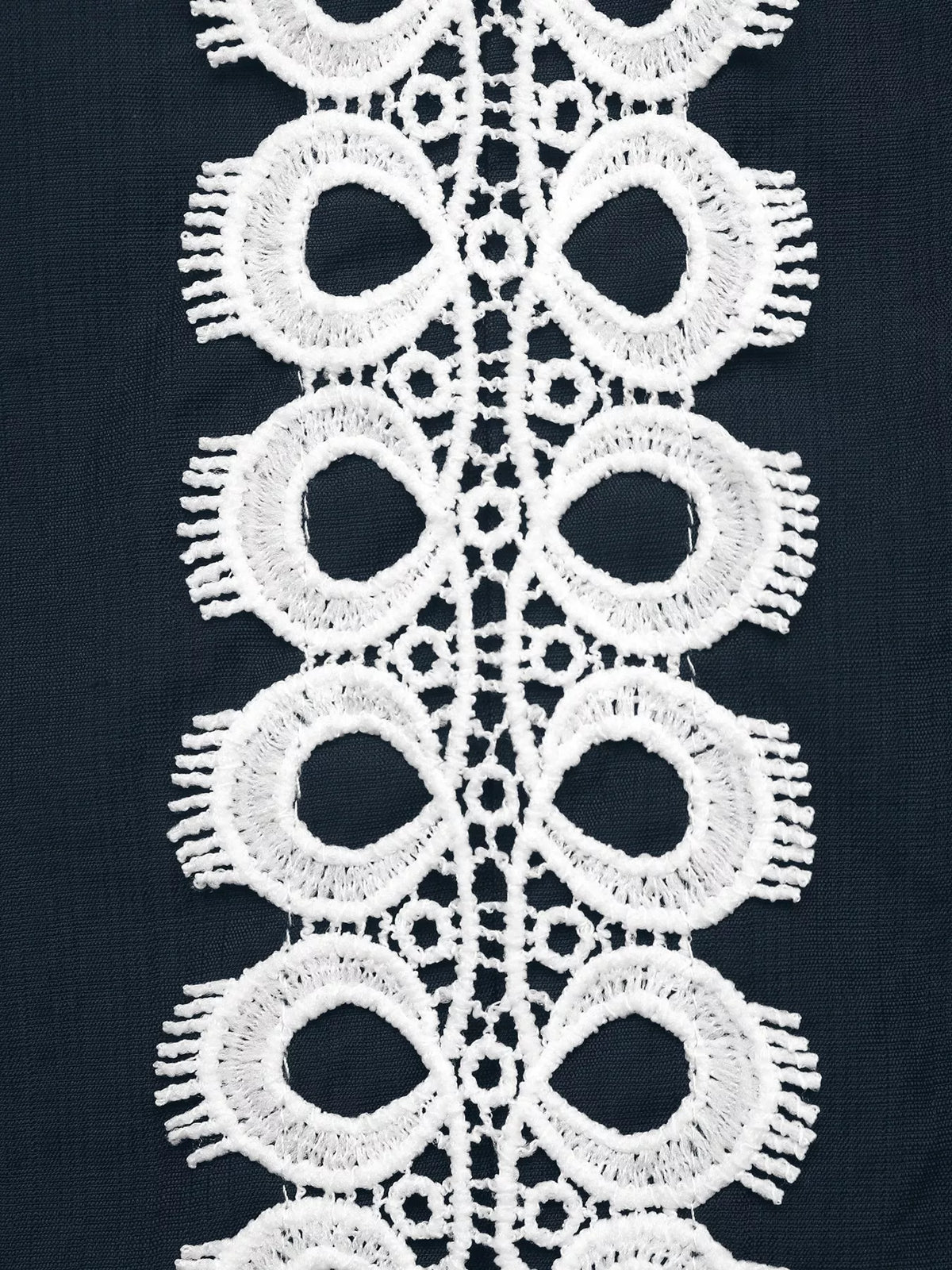 Långärmad blus med knappstängning – bild 9