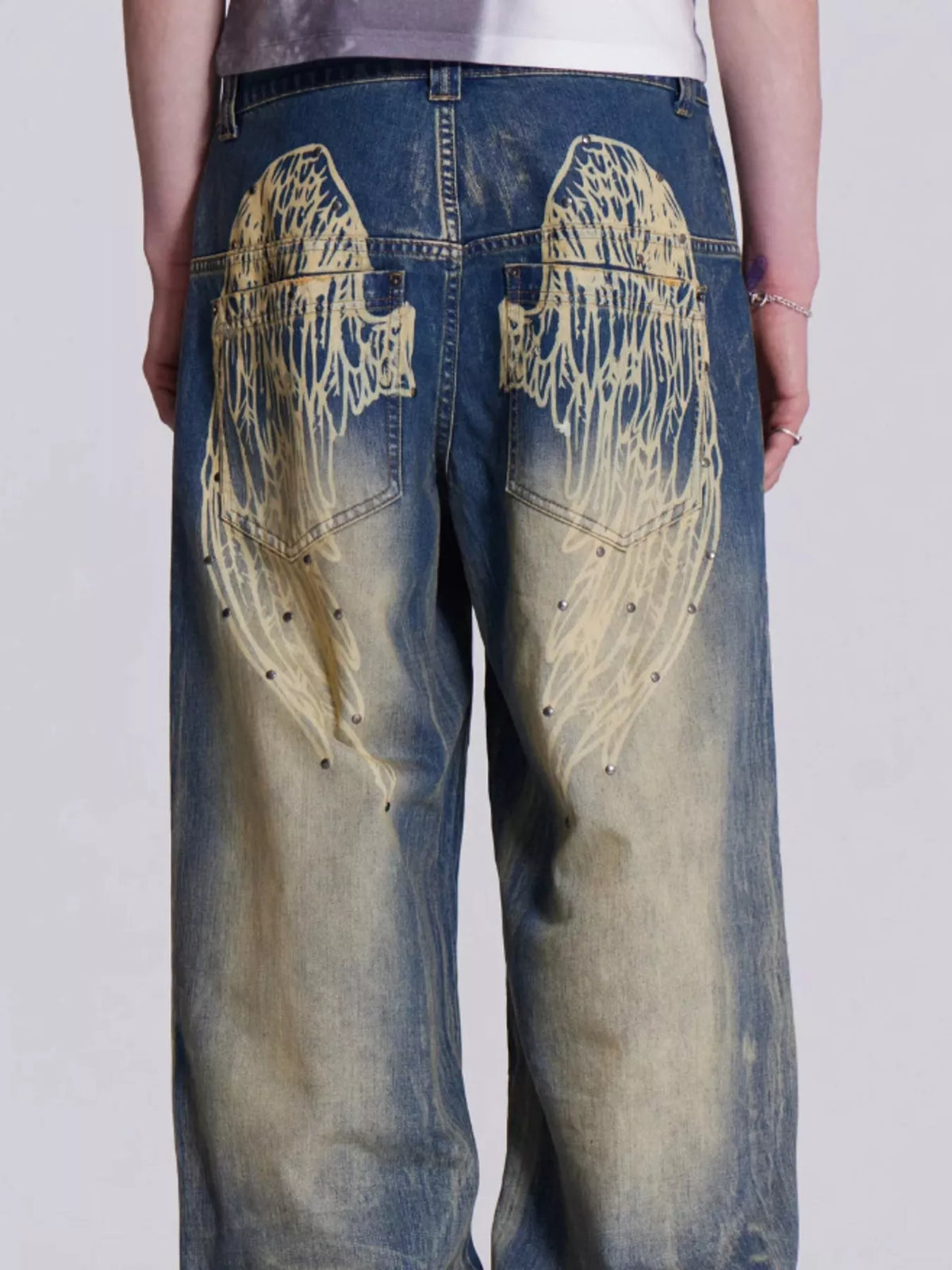 Vida jeans med nitar – bild 6