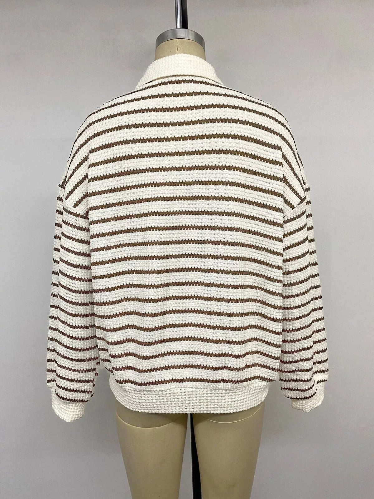 Randig sweatshirt med polokrage – bild 14