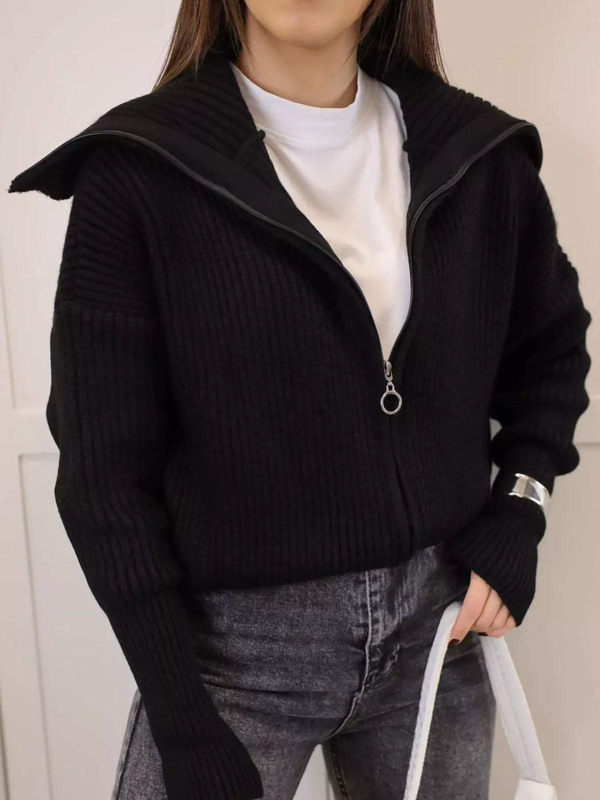 Ribbad cardigan med sänkt axel – bild 8