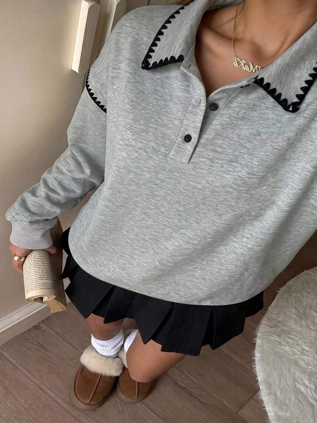 Sweatshirt med kontrastsöm och polokrage – bild 5