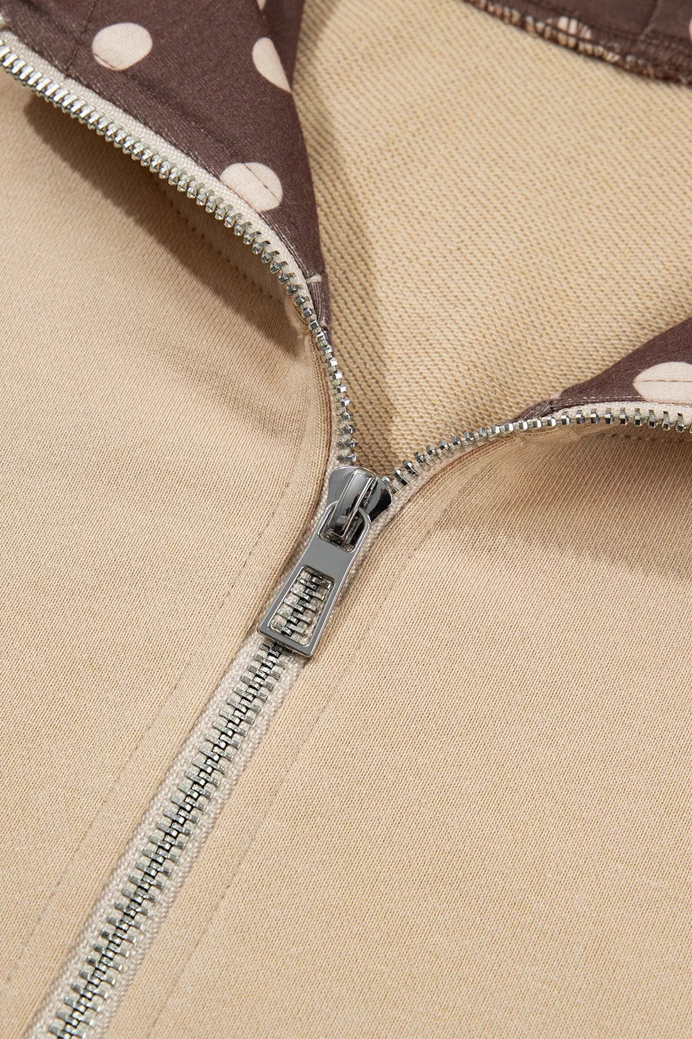 Prickig hoodie med dragkedja – bild 12