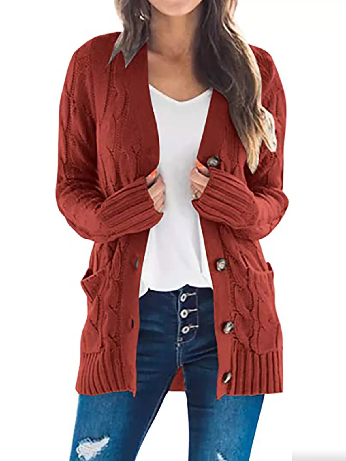 Grovstickad cardigan med knappstängning – bild 8