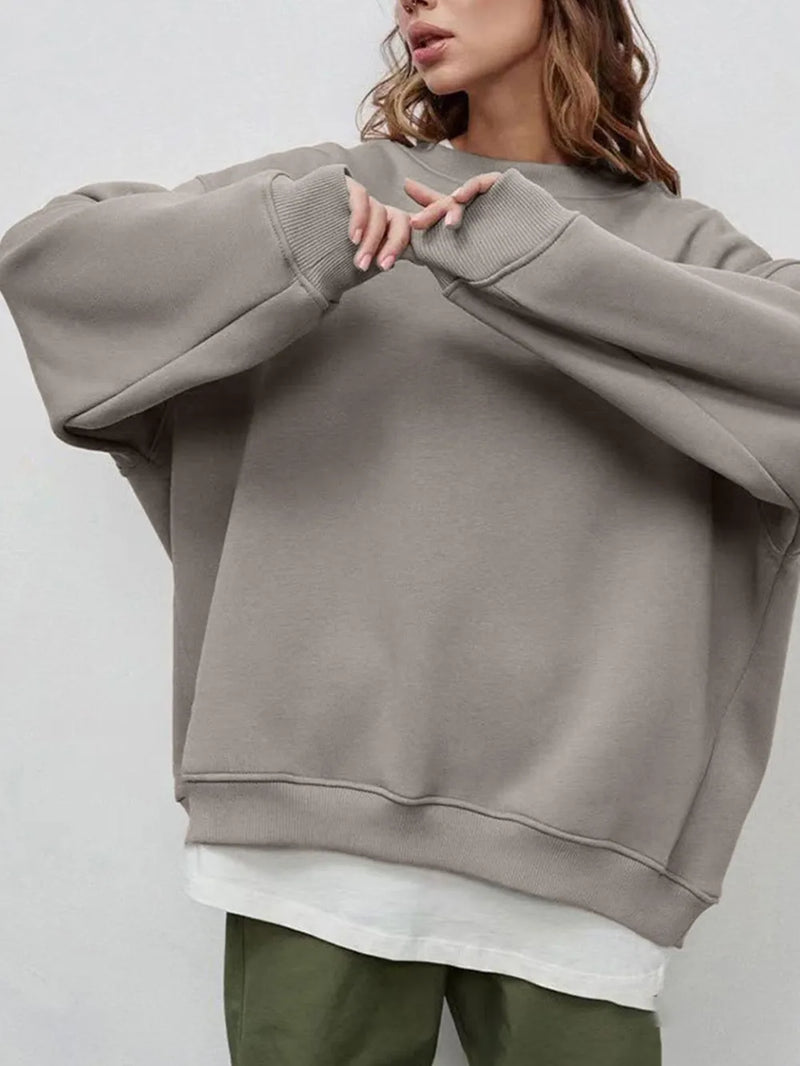 Sweatshirt med rund halsringning och sänkt axel