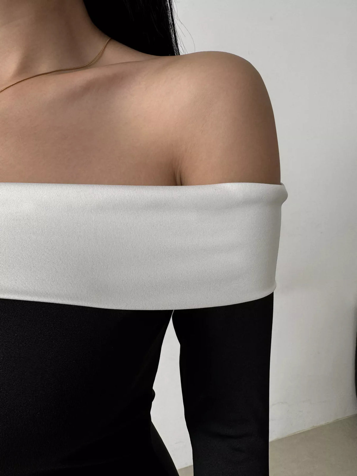 Offshoulder miniklänning – bild 8