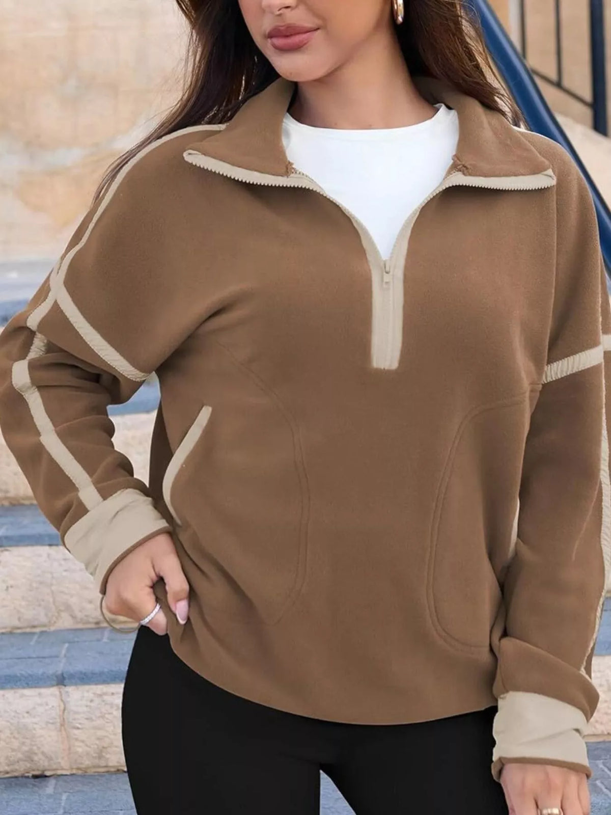 Sweatshirt med sänkt axel och halv dragkedja – bild 12