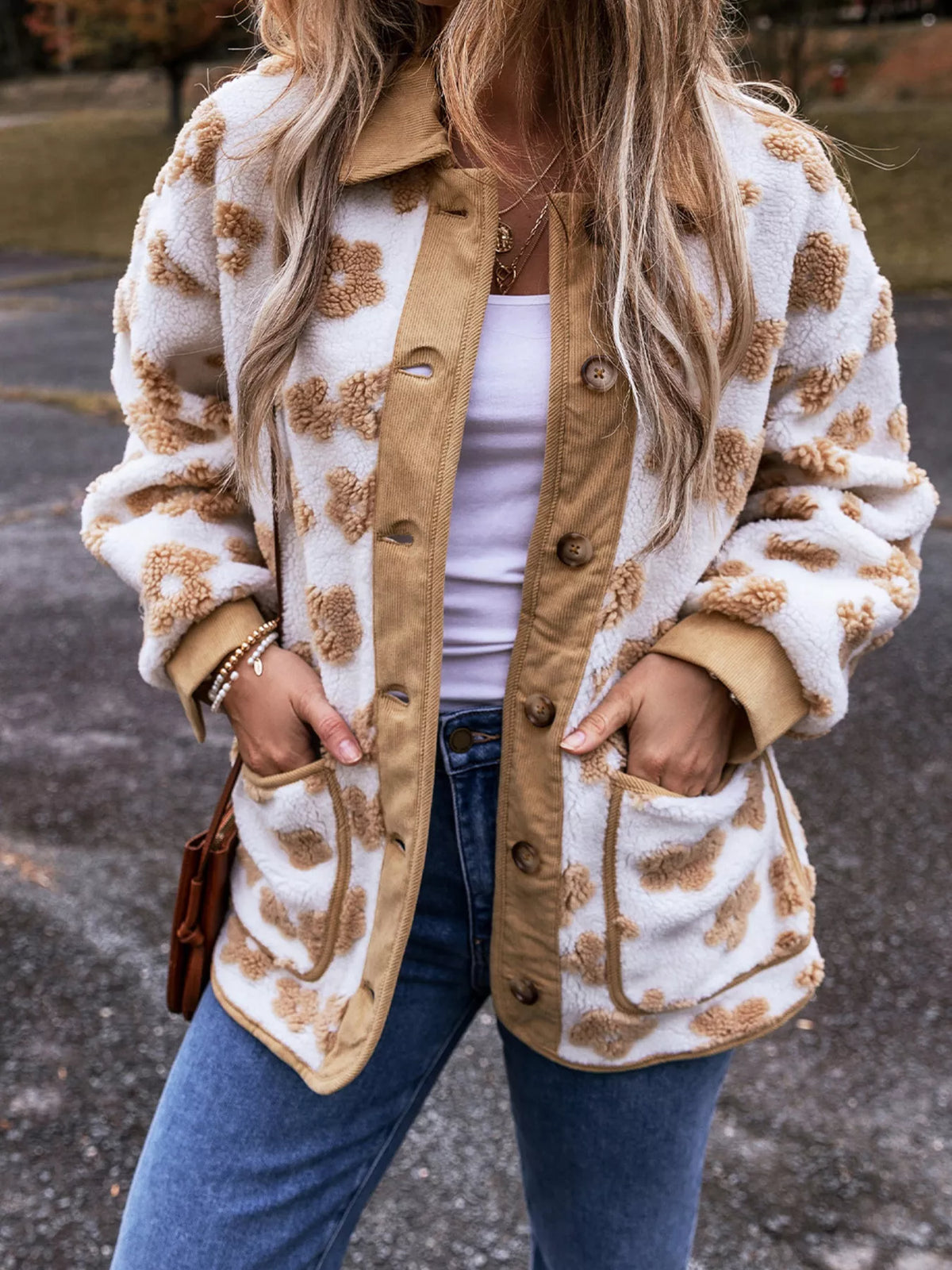 Blommig jacka i fleece