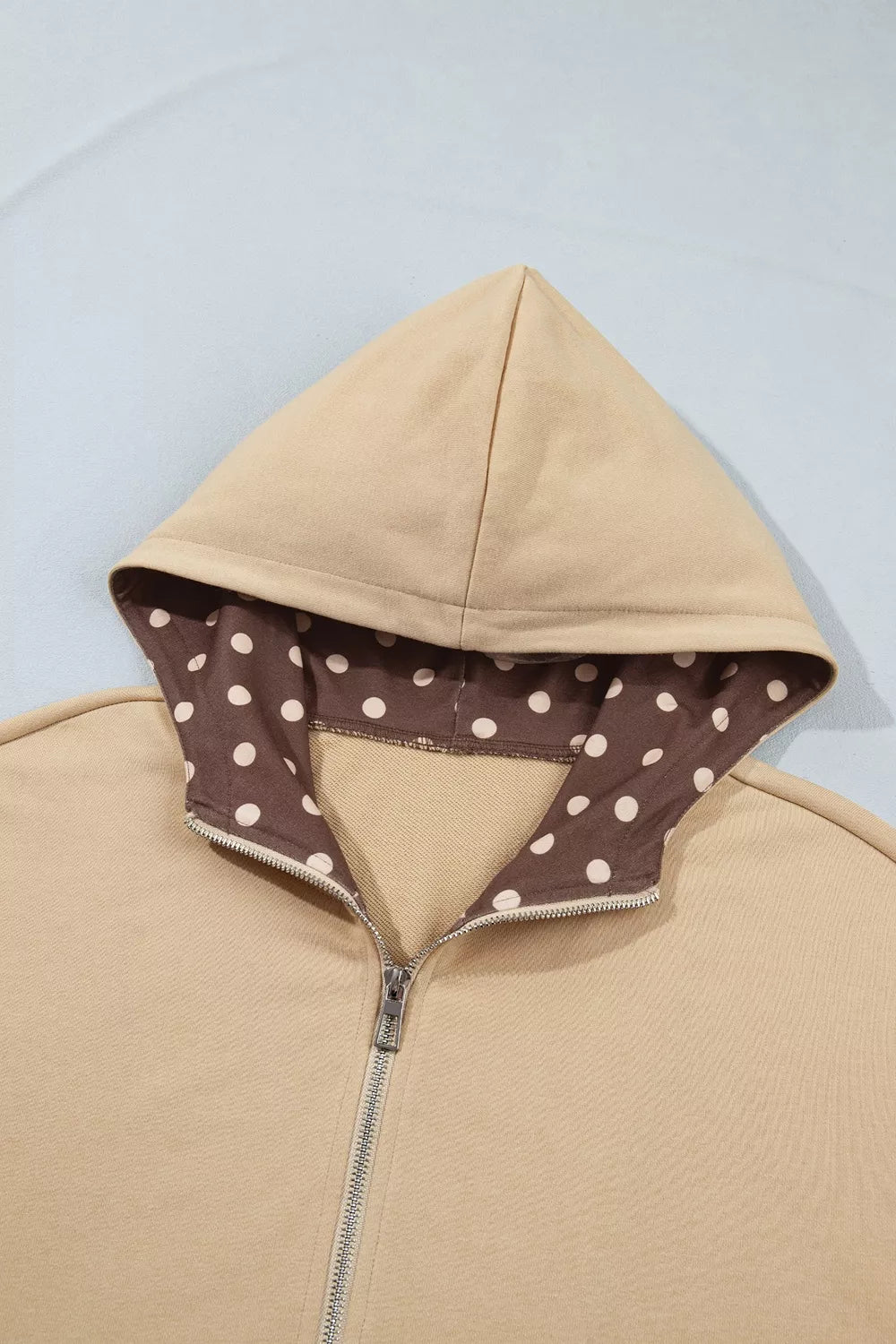 Prickig hoodie med dragkedja – bild 5