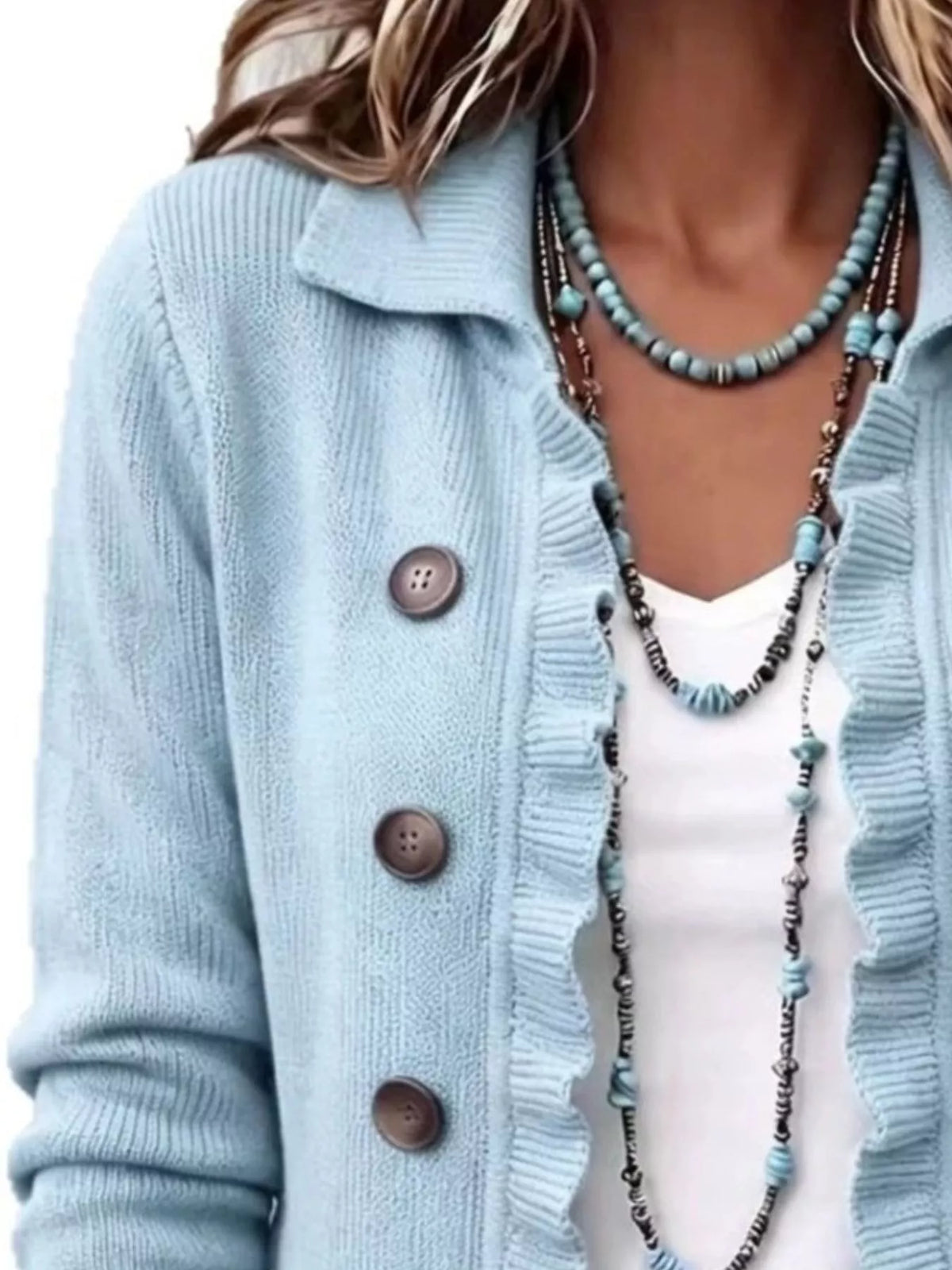 Ribbad cardigan med knappstängning och volang – bild 12