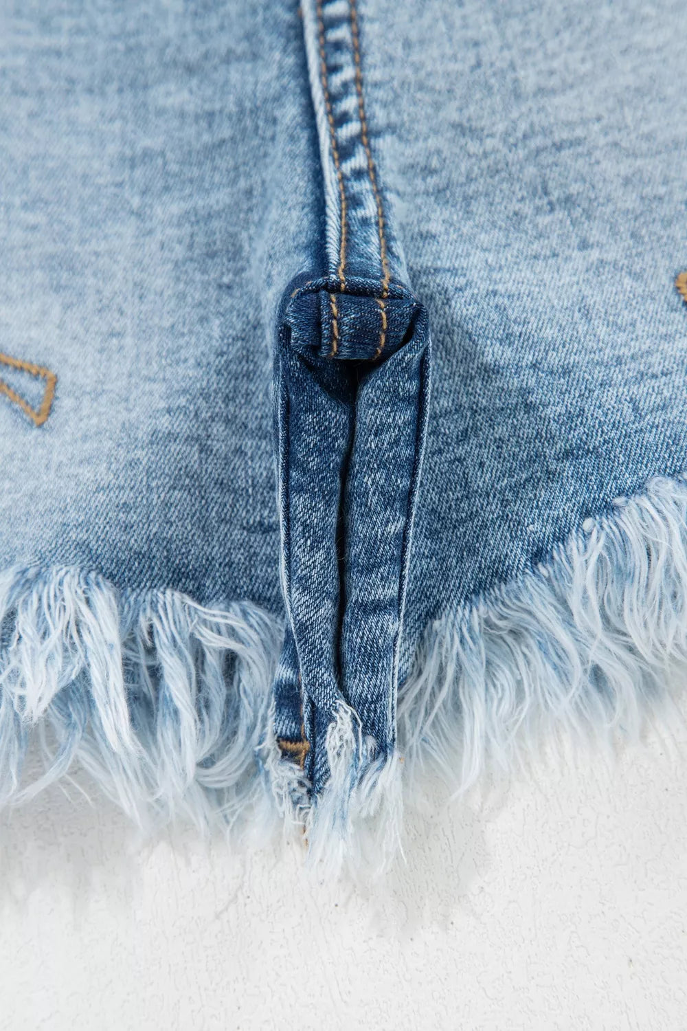 Shorts i denim med westerndetaljer – bild 8