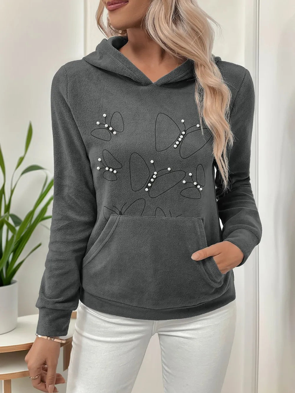 Långärmad hoodie med fjärilsmotiv