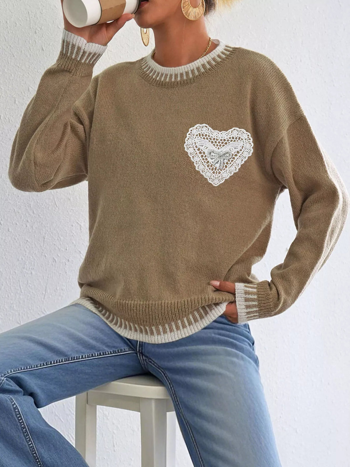 Tröja i spets med hjärtmotiv – bild 7
