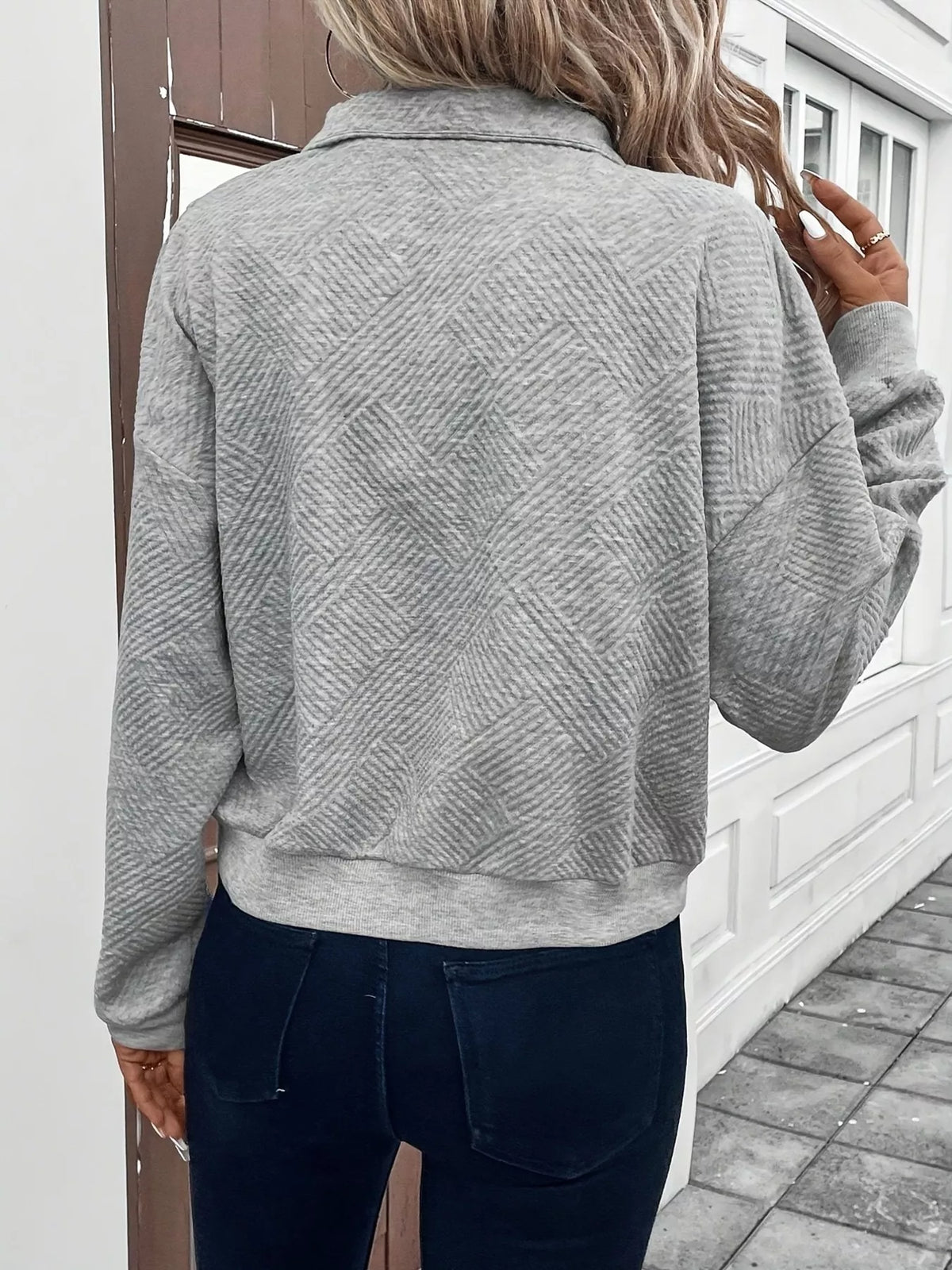 Strukturerad långärmad sweatshirt med halv dragkedja – bild 5