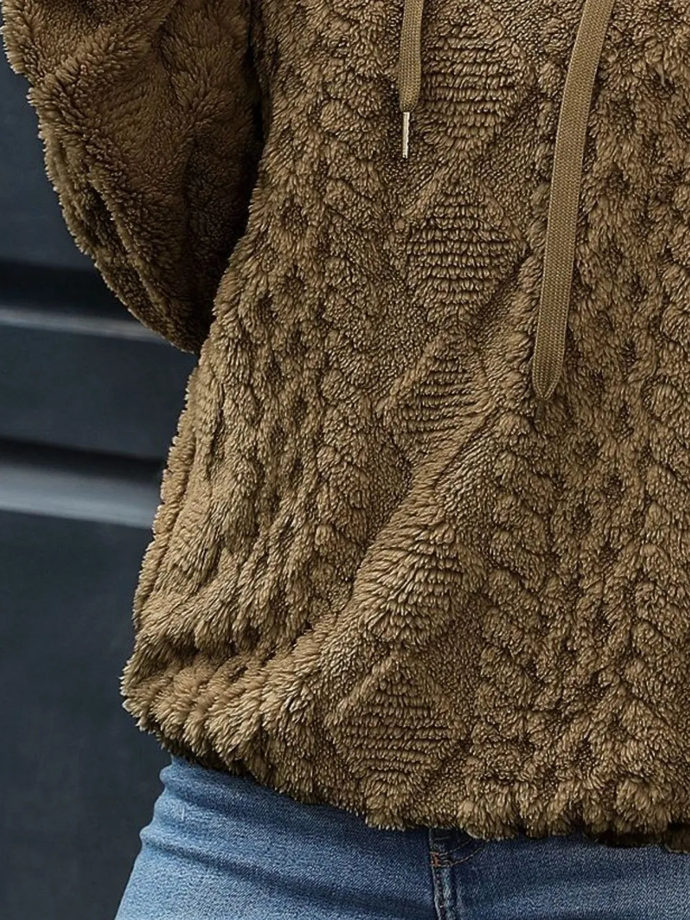 Långärmad hoodie med mjuk lugg – bild 14