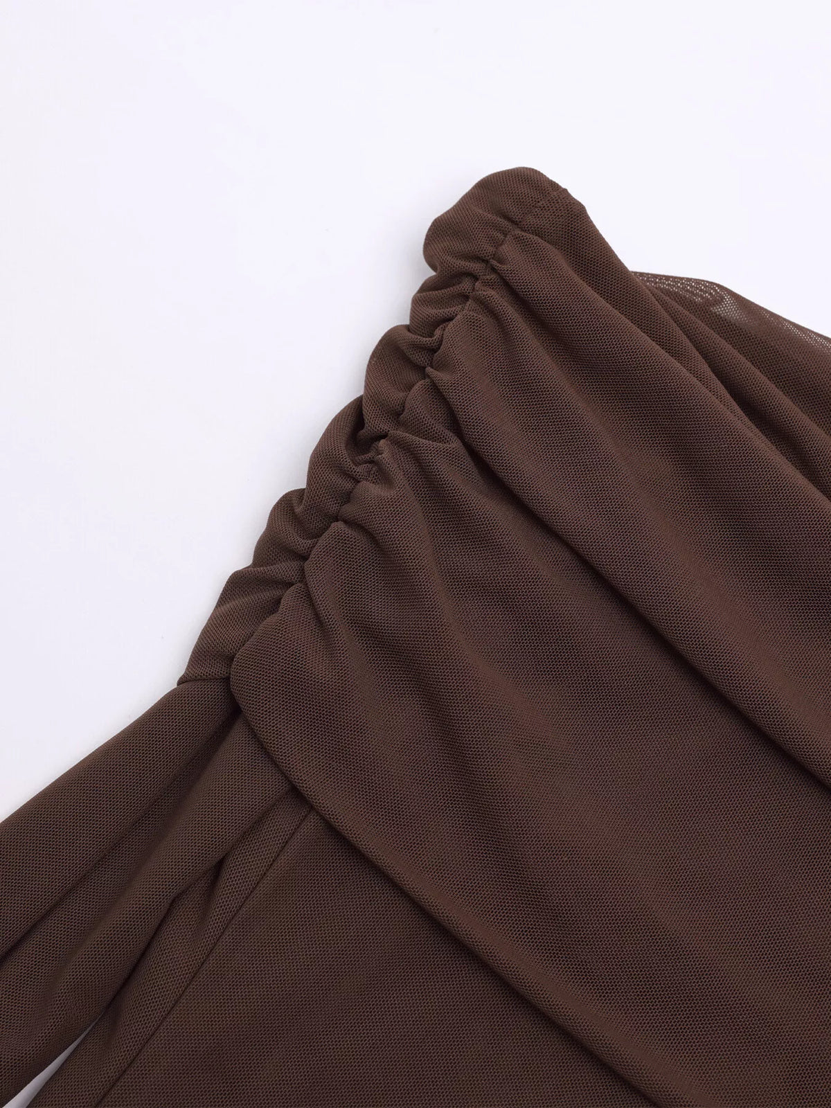 Rynkad offshoulder långärmad maxiklänning i polyester – bild 27