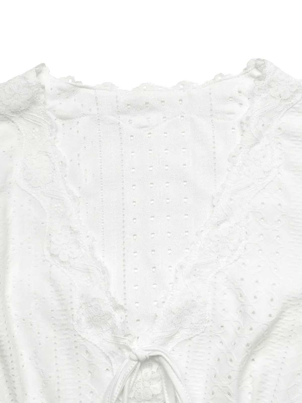 V-ringad t-shirt i broderi anglaise – bild 8