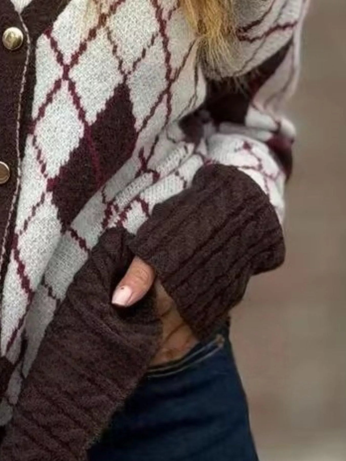 Argylemönstrad cardigan – bild 3