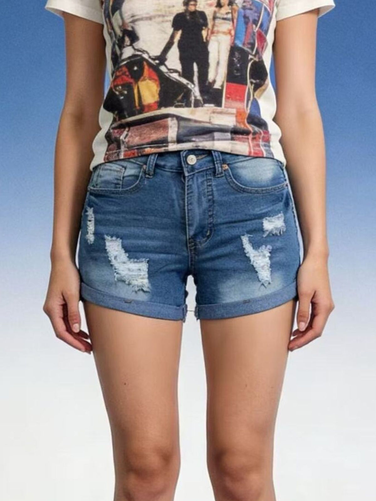 Shorts i denim med slitna detaljer – bild 10