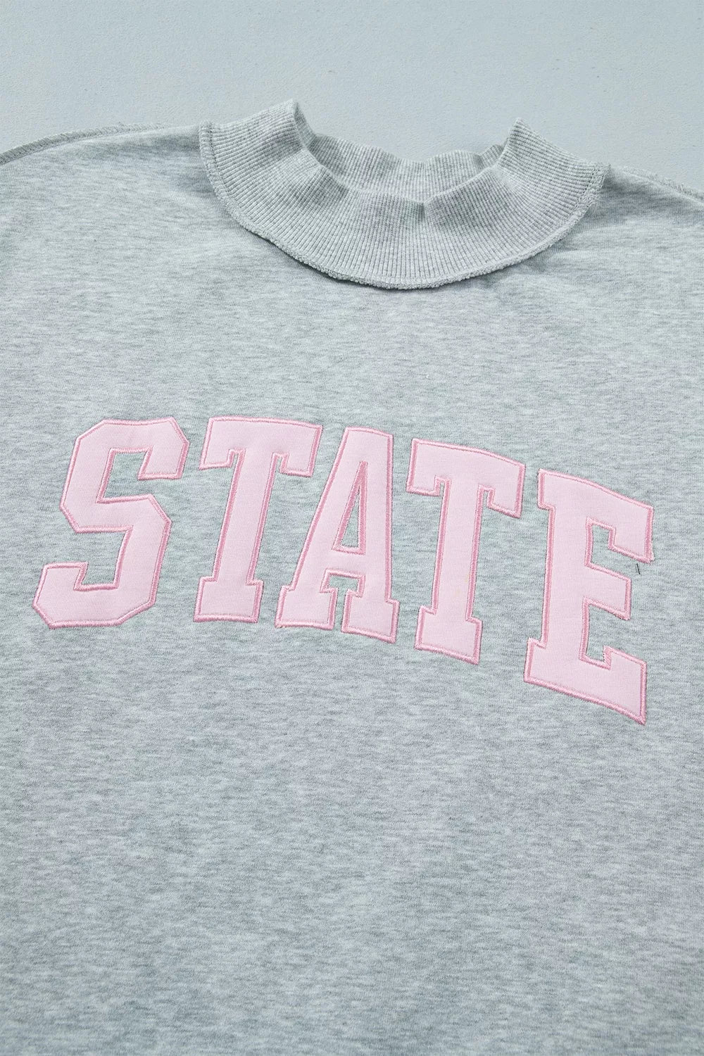 Ledigt sittande oversize sweatshirt med hög halsringning – bild 6