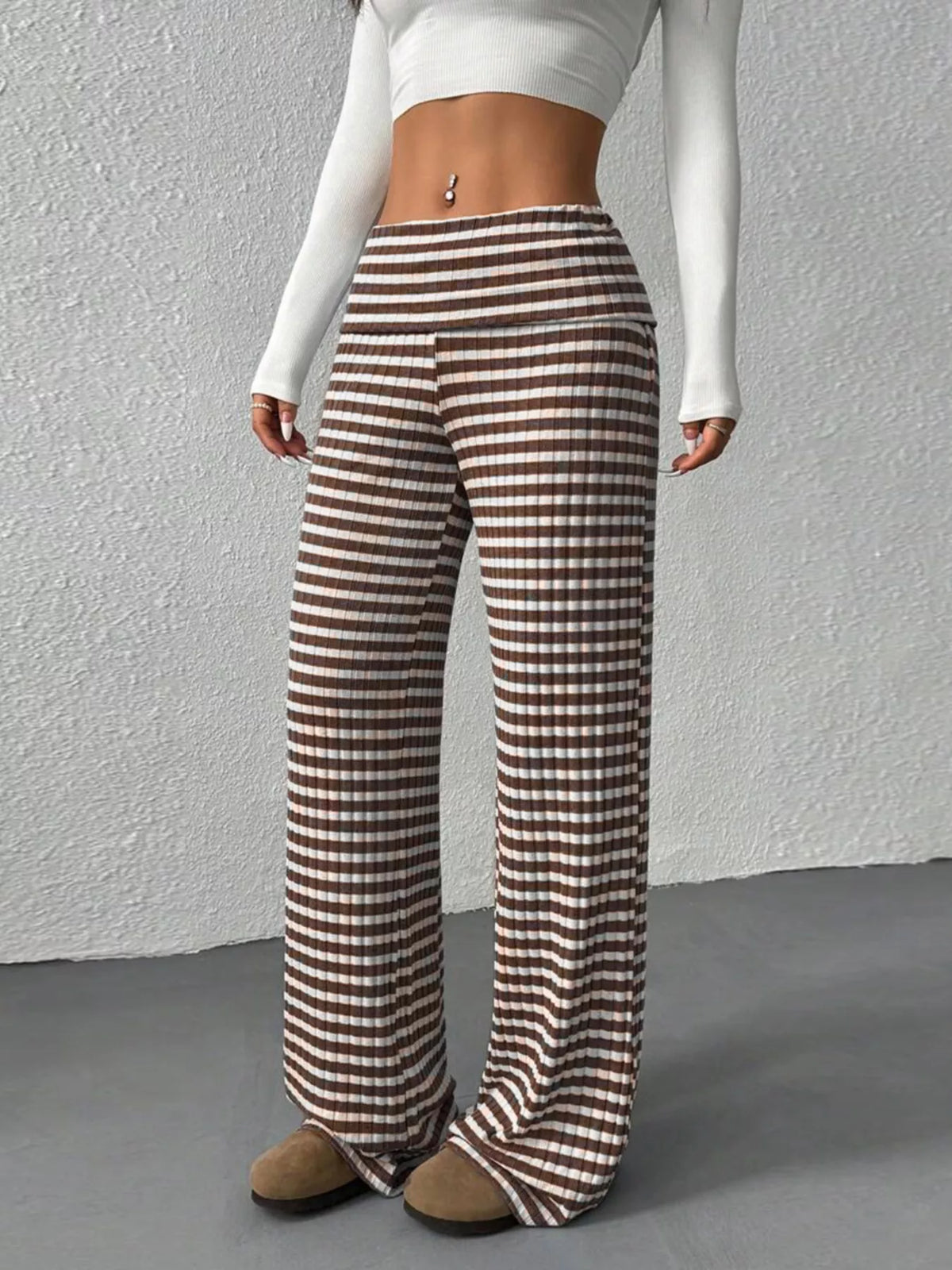 Randiga byxor med stickad kvalitet