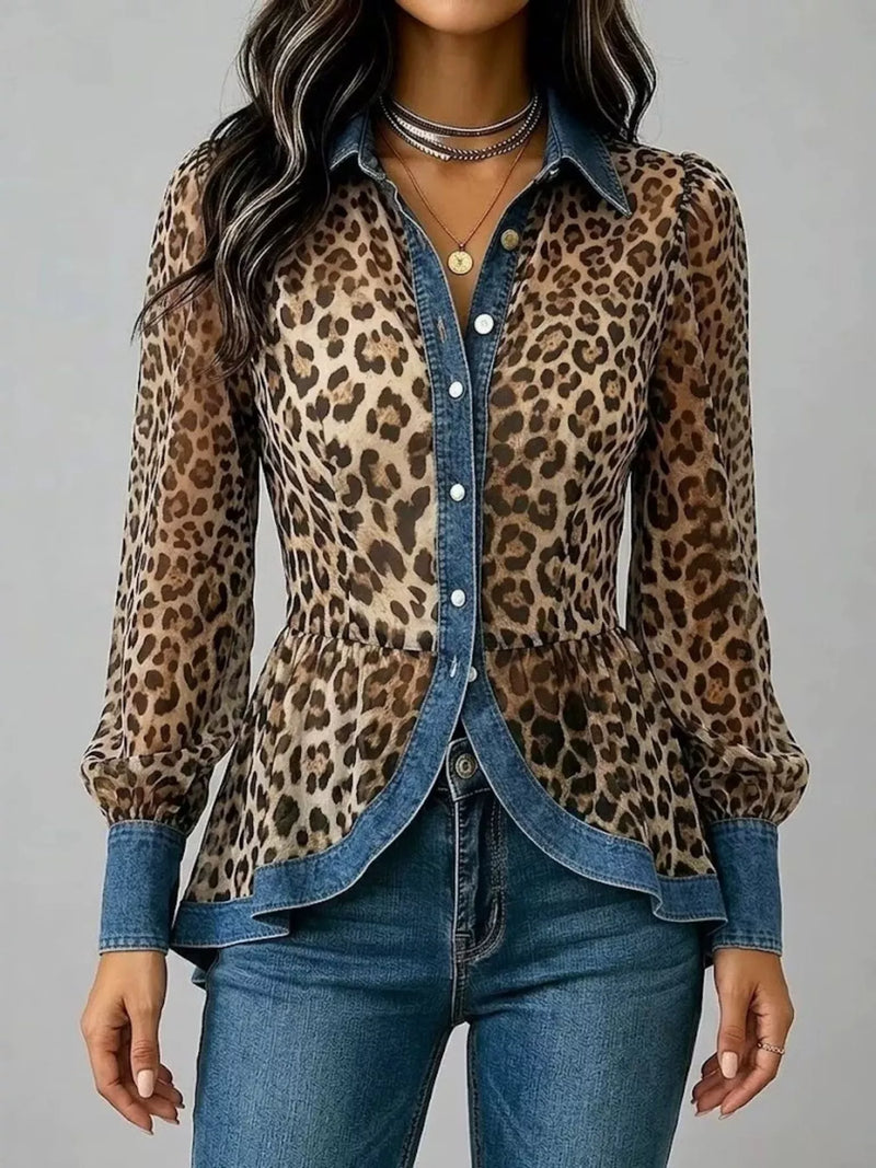 Leopardmönstrad skjorta i denim