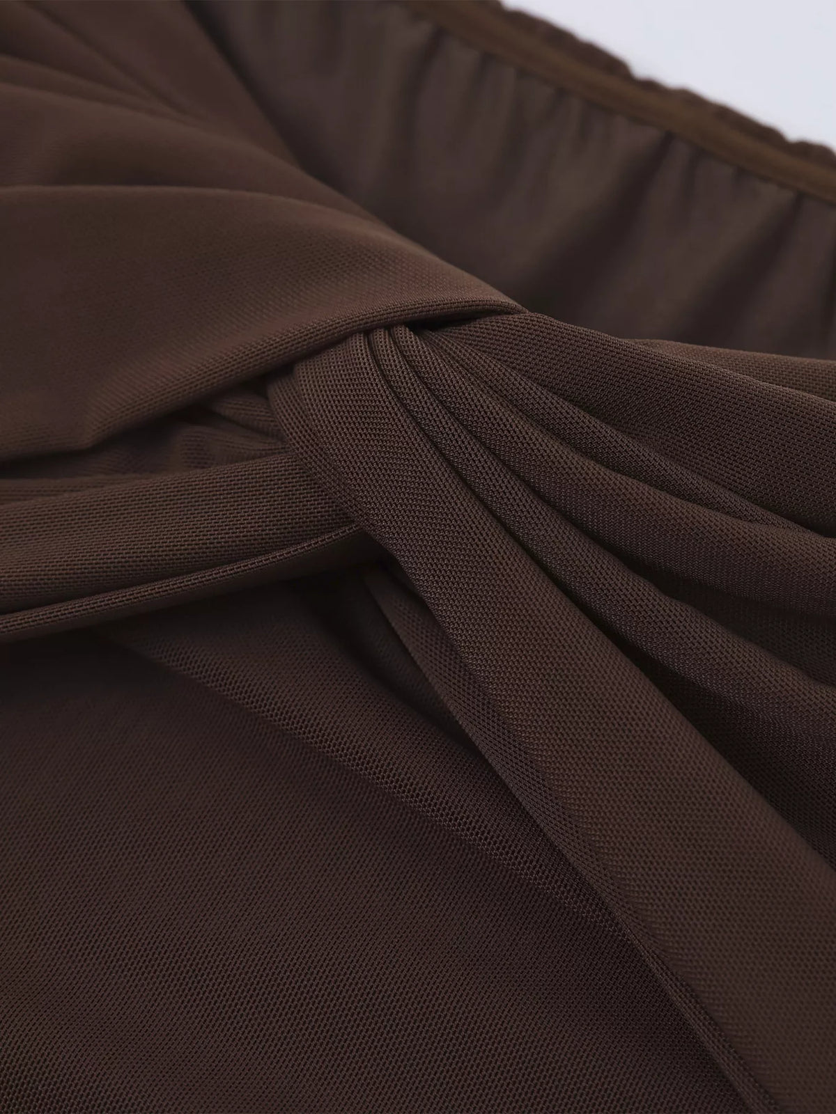 Rynkad offshoulder maxiklänning i polyester – bild 12