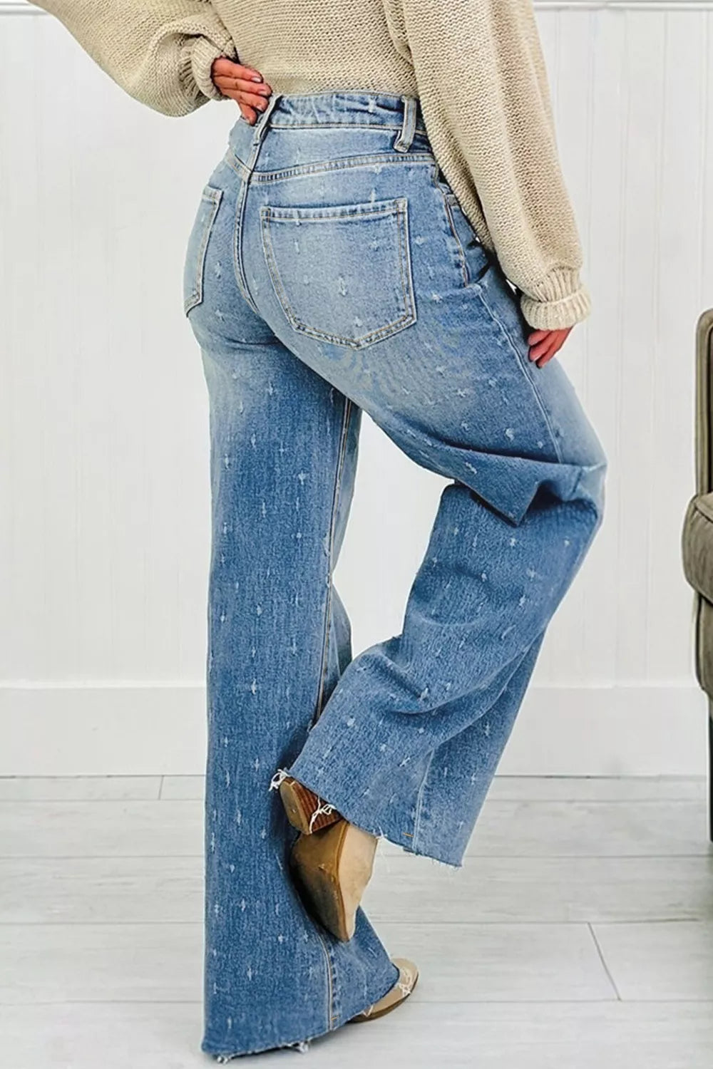 Magformande jeans med rå kant – bild 2