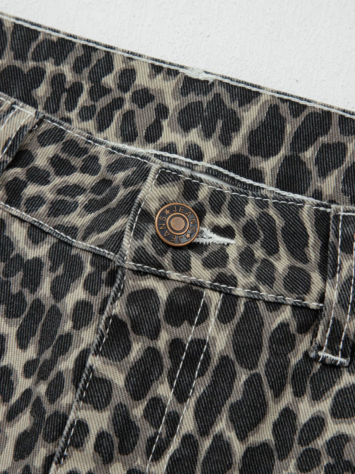 Leopardmönstrade jeans – bild 8