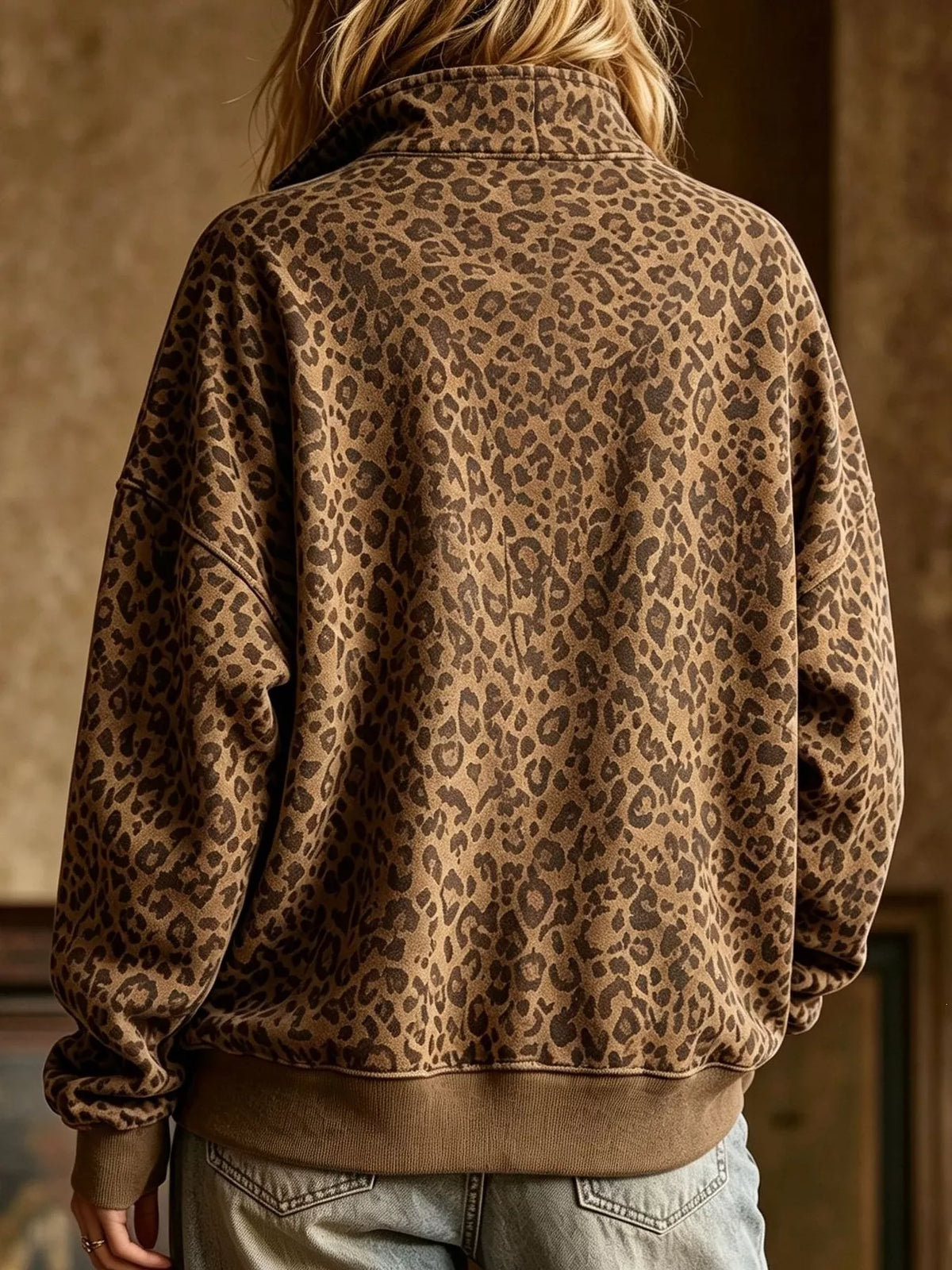 Leopardmönstrad sweatshirt – bild 3