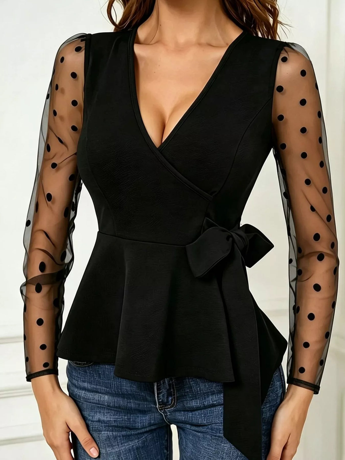 Prickig blus med peplum – bild 2