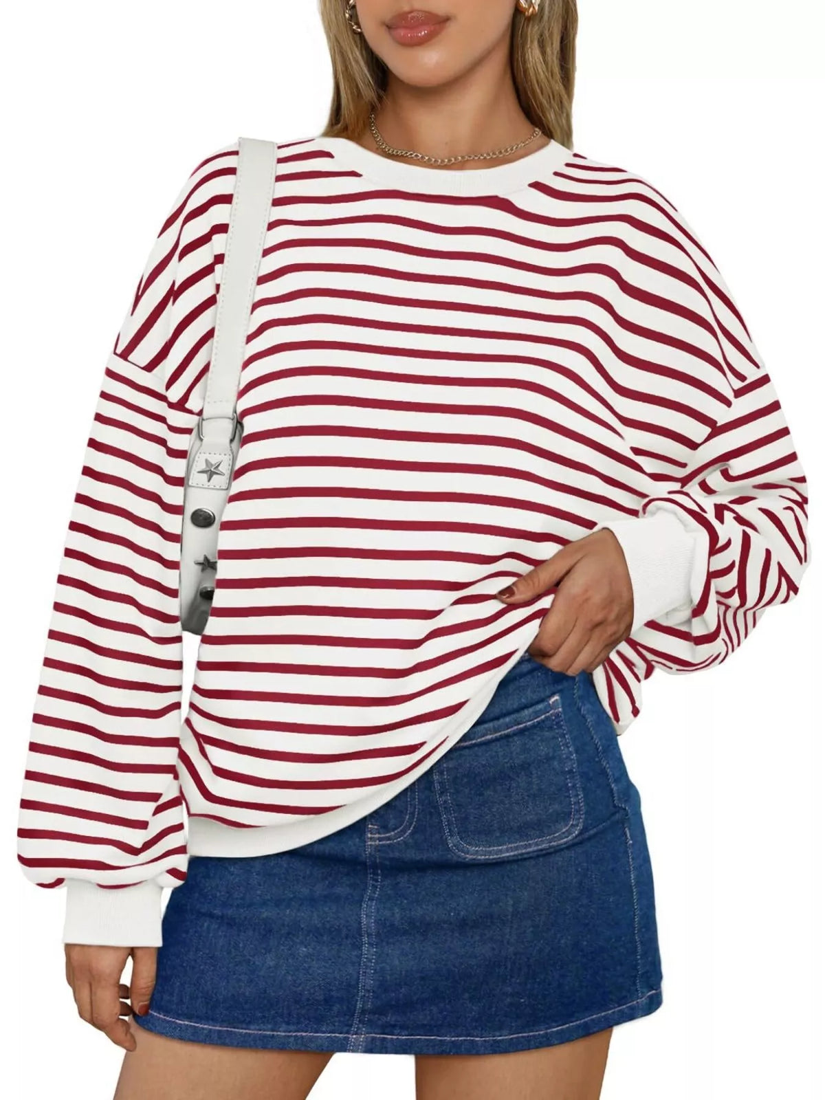 Randig oversize sweatshirt med rund halsringning i viskos – bild 15