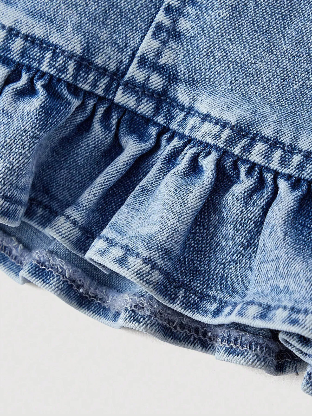 Linne i denim med hjärtformad urringning – bild 3