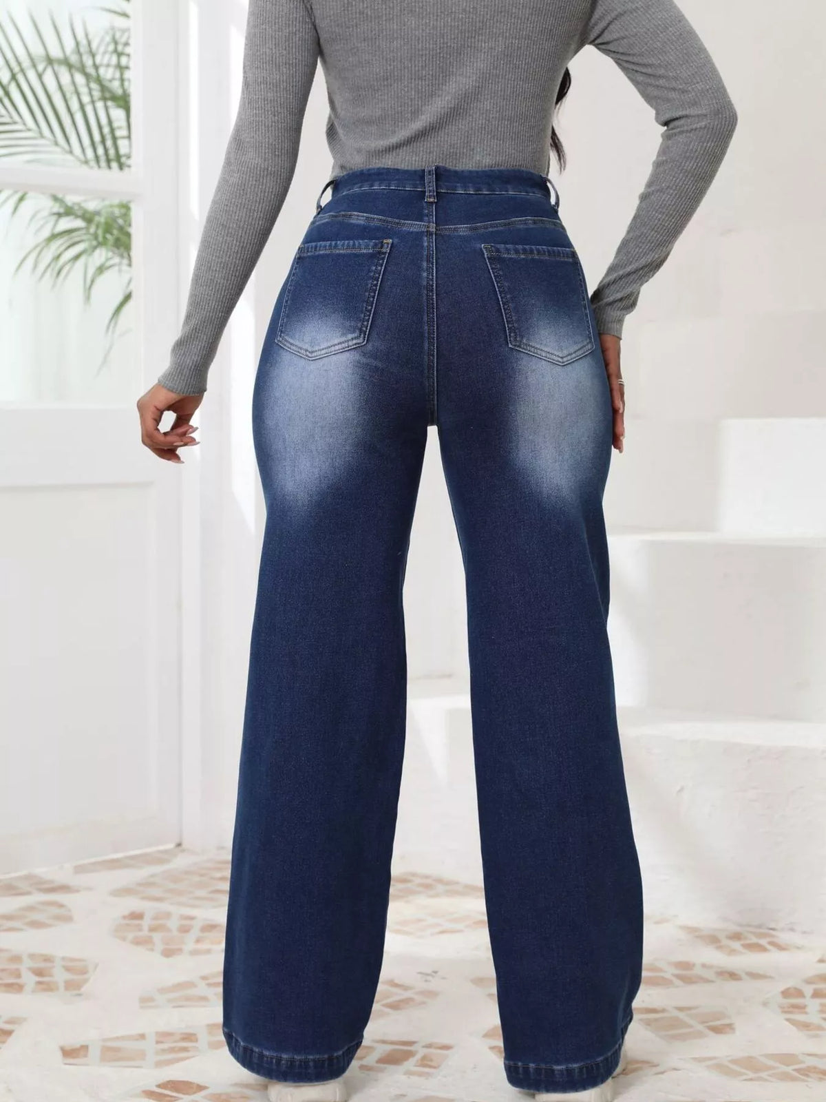 Jeans med klassisk blå tvätt och hög midja – bild 3