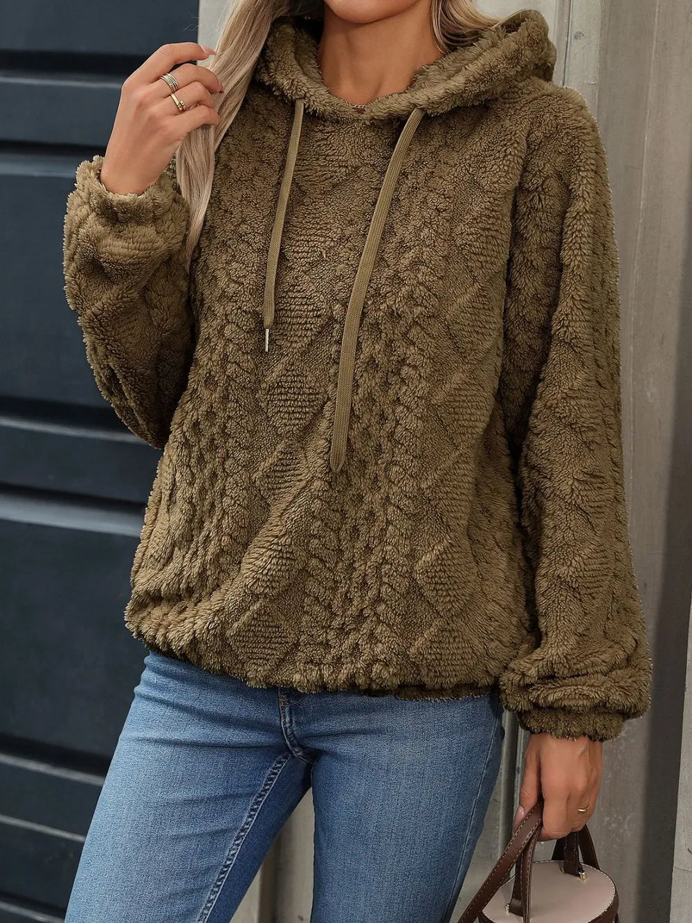 Långärmad hoodie med mjuk lugg – bild 12