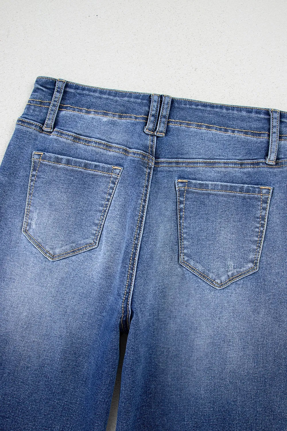 Vida jeans med hög midja och fickor – bild 19