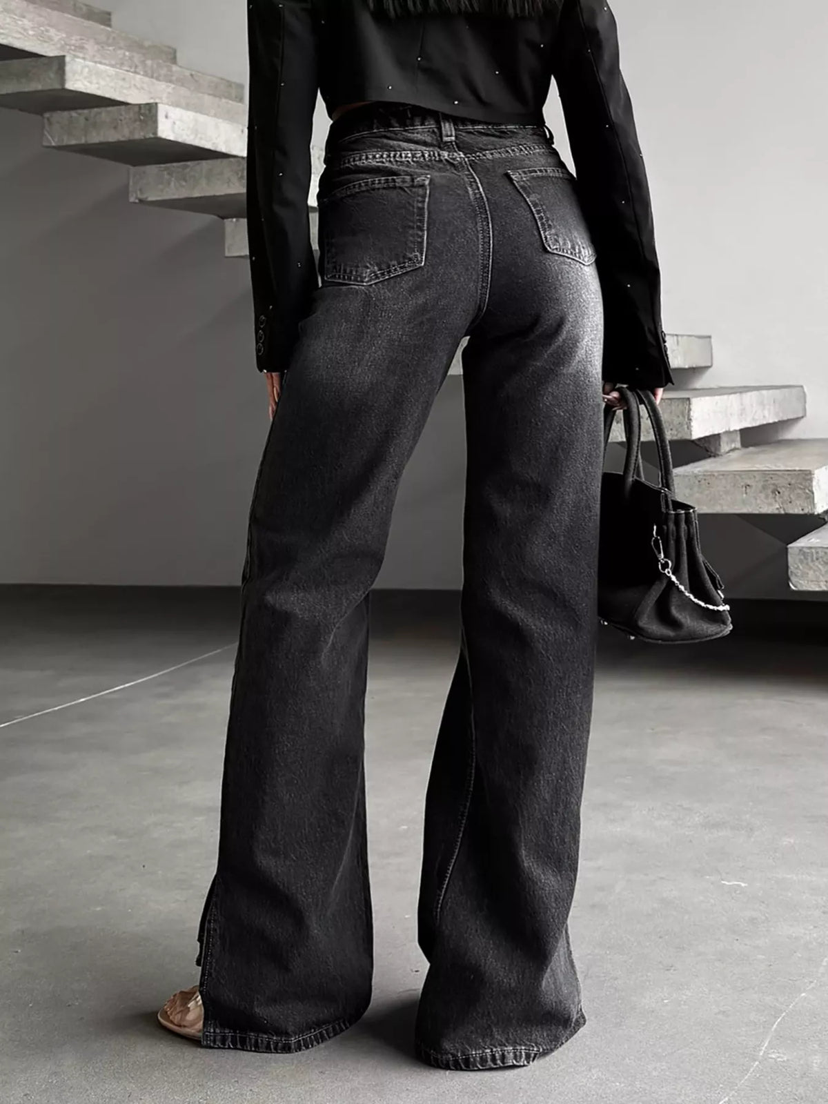 Jeans med hög midja och knappstängning – bild 5
