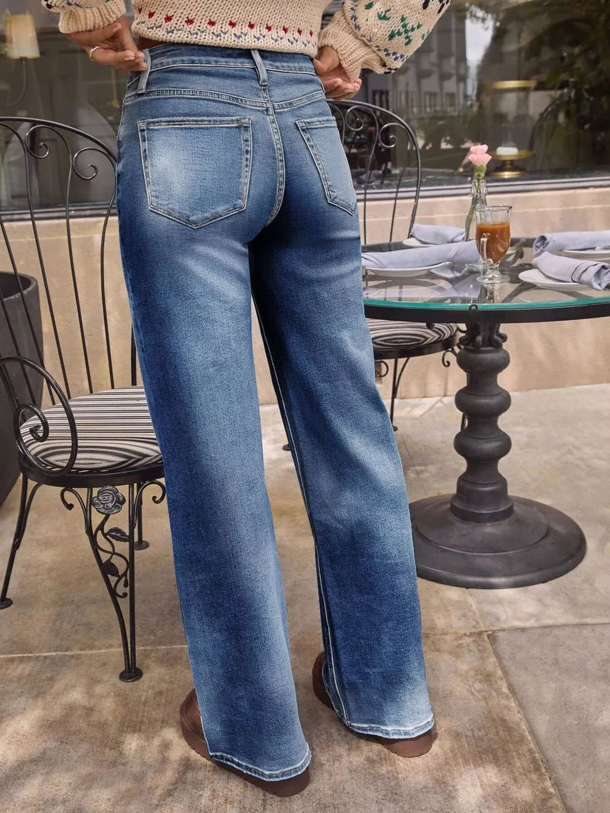Blekt tvättade vida jeans med knappstängning – bild 8