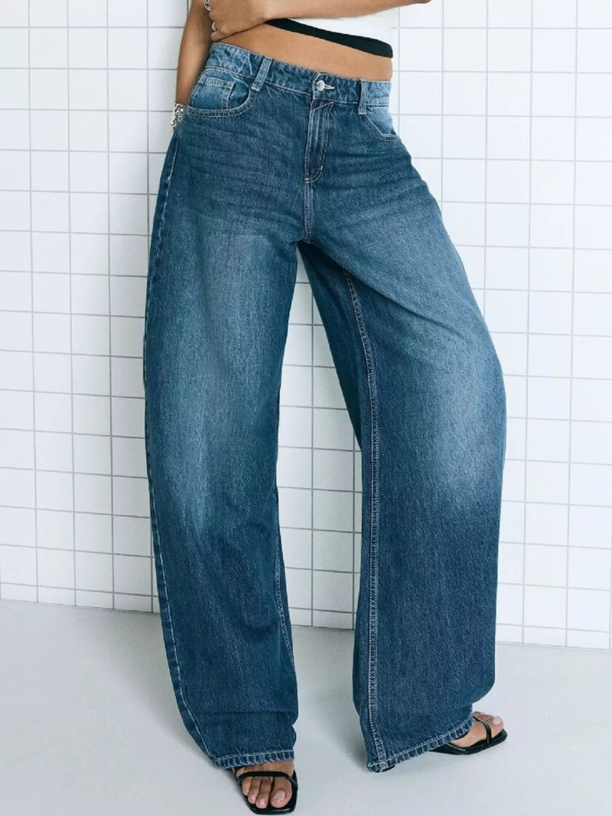 Ballongformade jeans med knappstängning
