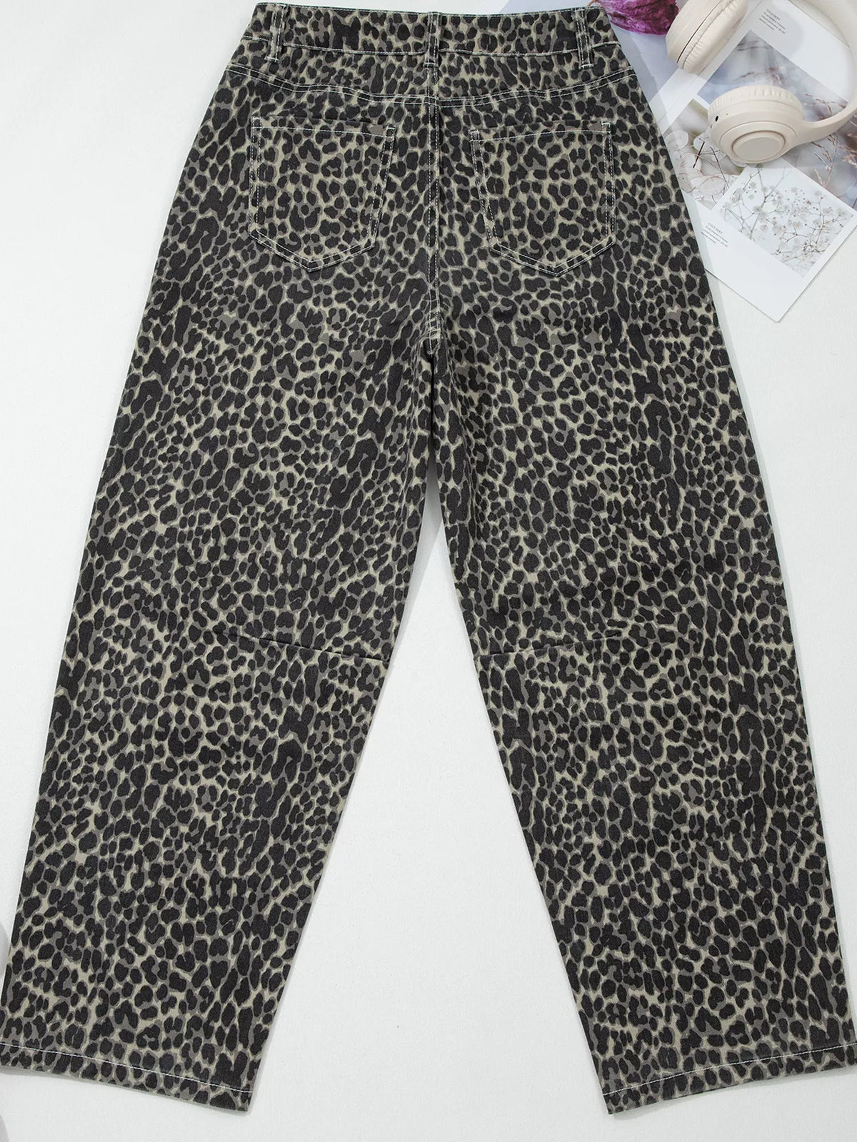 Leopardmönstrade jeans – bild 4