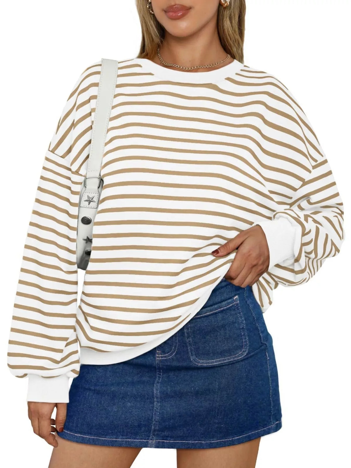 Randig oversize sweatshirt med rund halsringning i viskos – bild 25