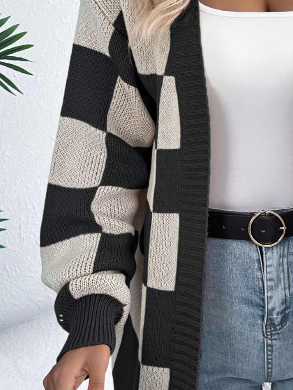 Rutmönstrad cardigan med öppen modell – bild 3