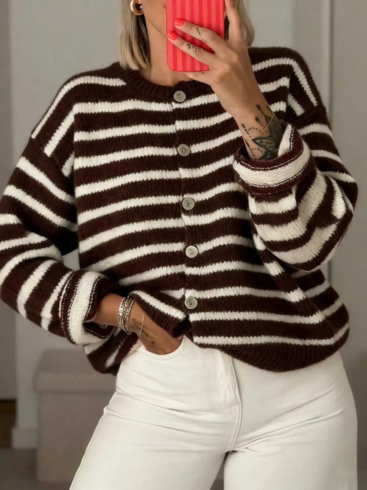 Randig cardigan med knappstängning – bild 7