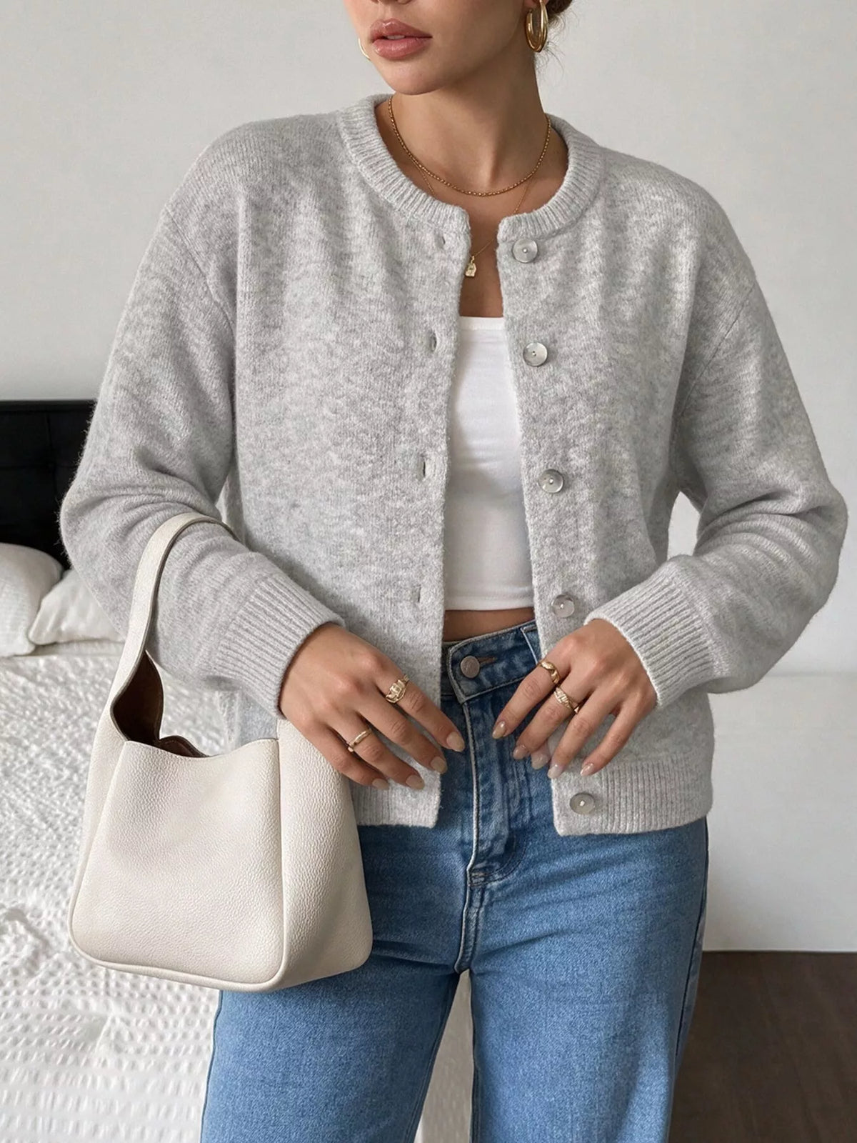 Cardigan med rund halsringning och knappstängning – bild 10