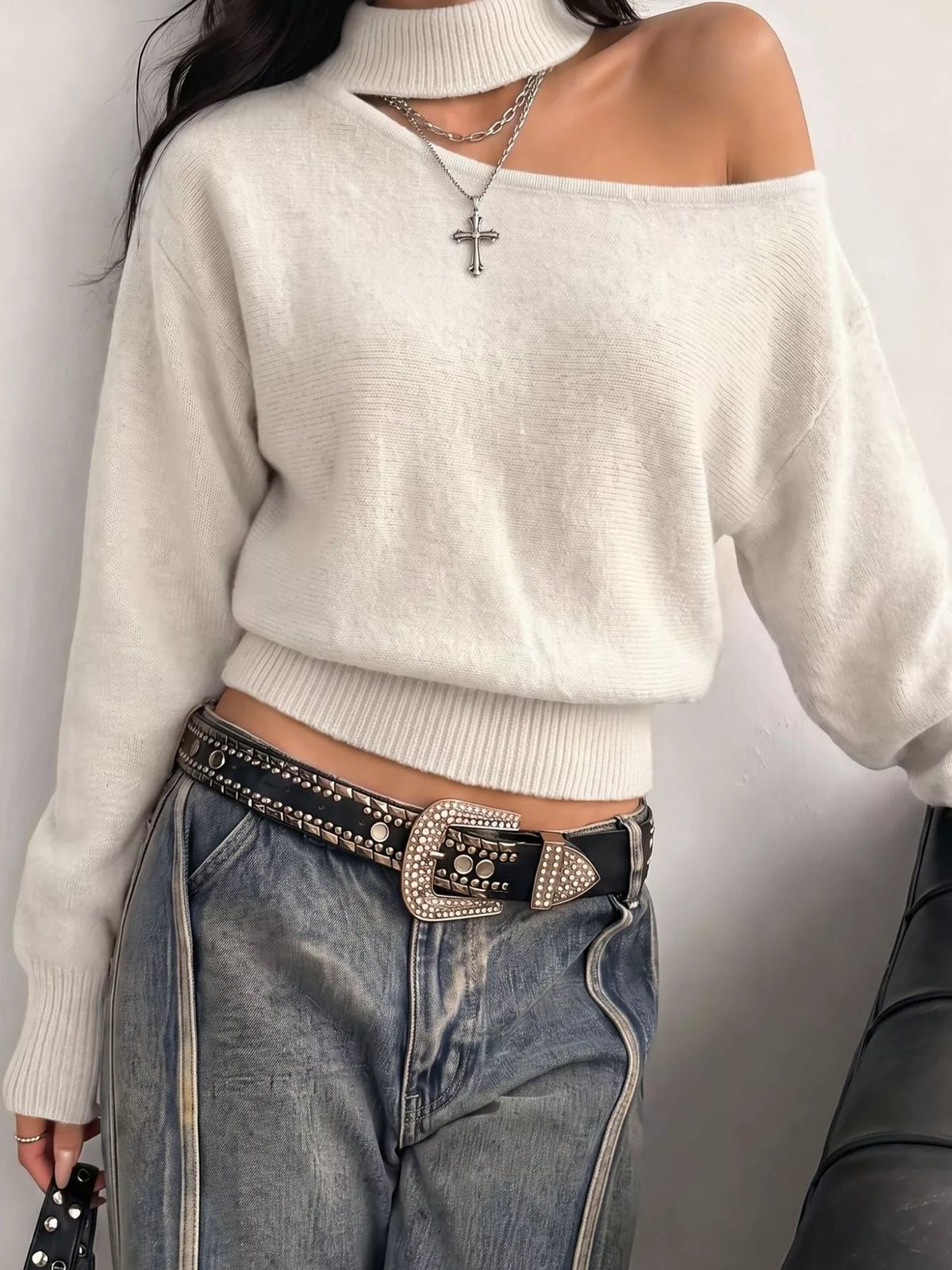 Offshoulder tröja med sänkt axel – bild 5